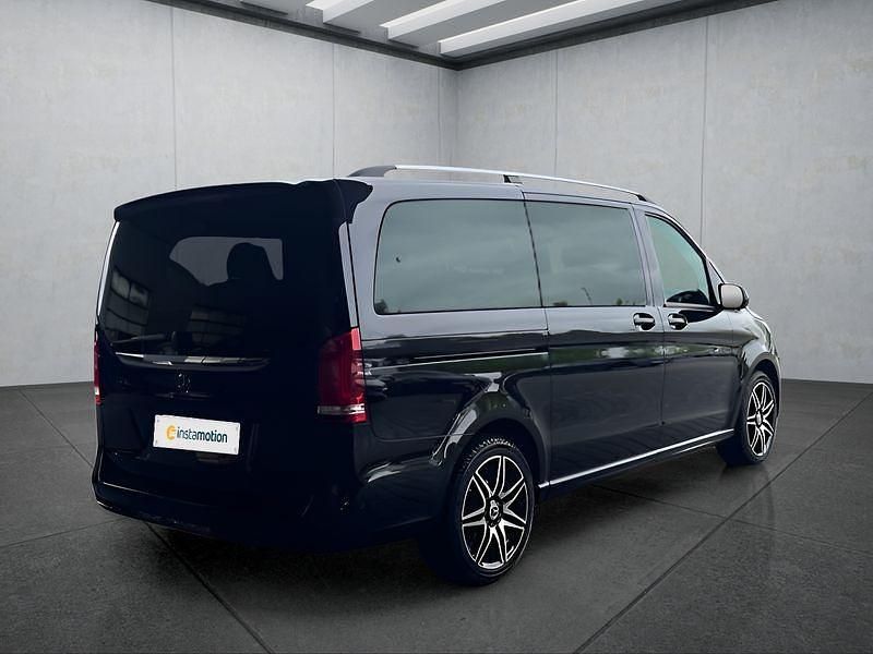 Gebraucht Mercedes V300 237 PS (174 kW) 2024 Schwarz Van / Kleinbus
