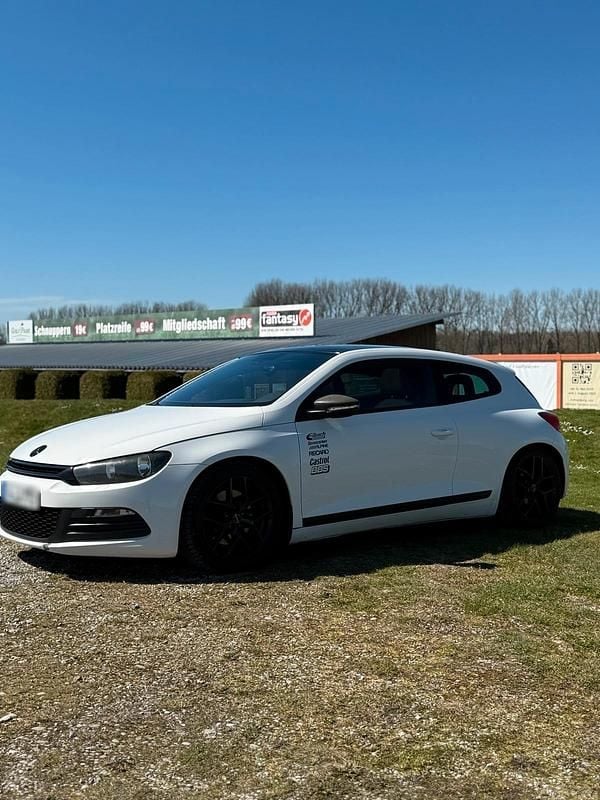 Second-hand VW Scirocco 200 CP (147 kW) 2008 Alb Coupe