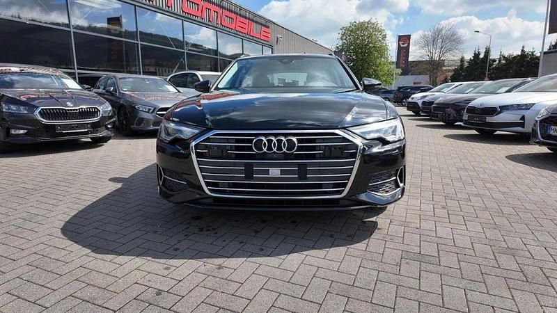 Gebraucht Audi A6 Sport 204 PS (150 kW) 2023 Mythosschwarz Kombi