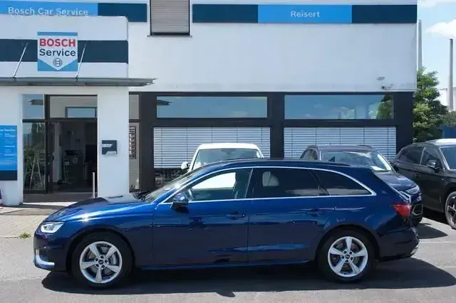 Gebraucht Audi A4 Advanced 204 PS (150 kW) 2024 Andere Kombi