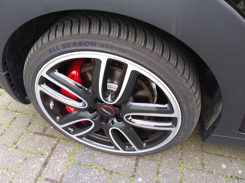 Schwarz Gebraucht 2018 Mini Clubman Kombi | 28.500 € - Bild 1/4