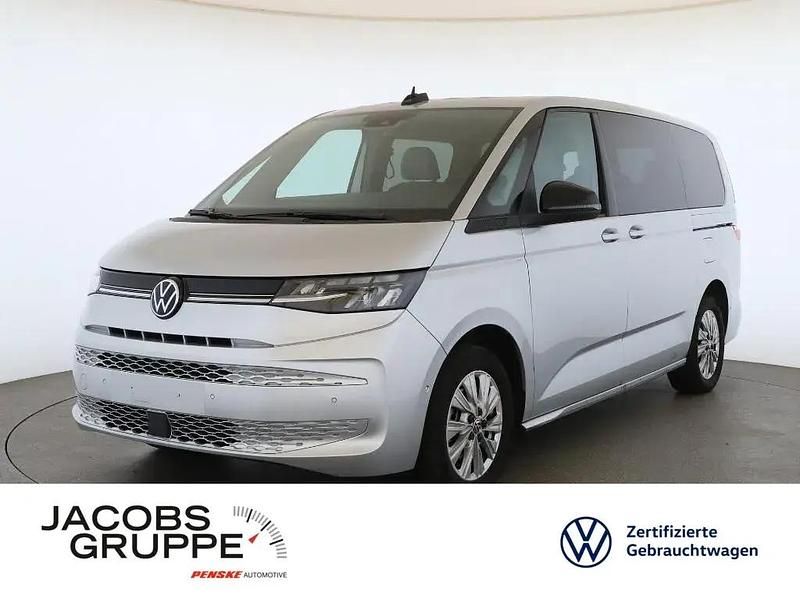 Silber Gebraucht 2024 VW Multivan Life Van | 45.969 € (Superpreis) - Bild 1/3