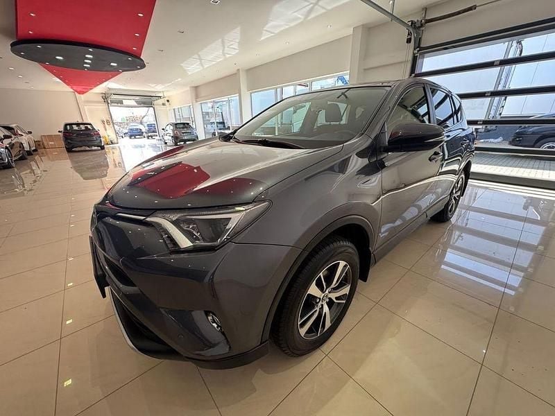 Gebraucht Toyota RAV4 Comfort 152 PS (111 kW) 2016 Grau SUV