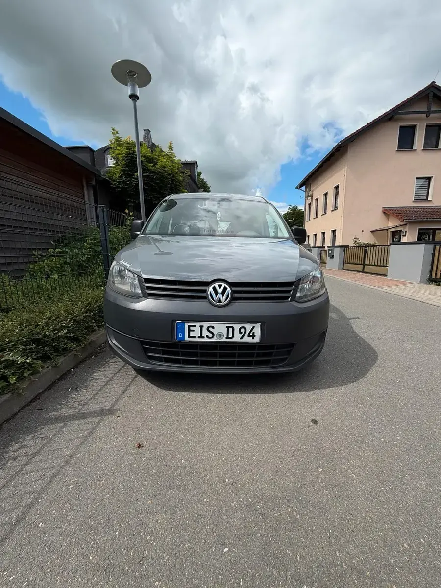 Gebraucht VW Caddy 101 PS (74 kW) 2011 Grau Van / Kleinbus