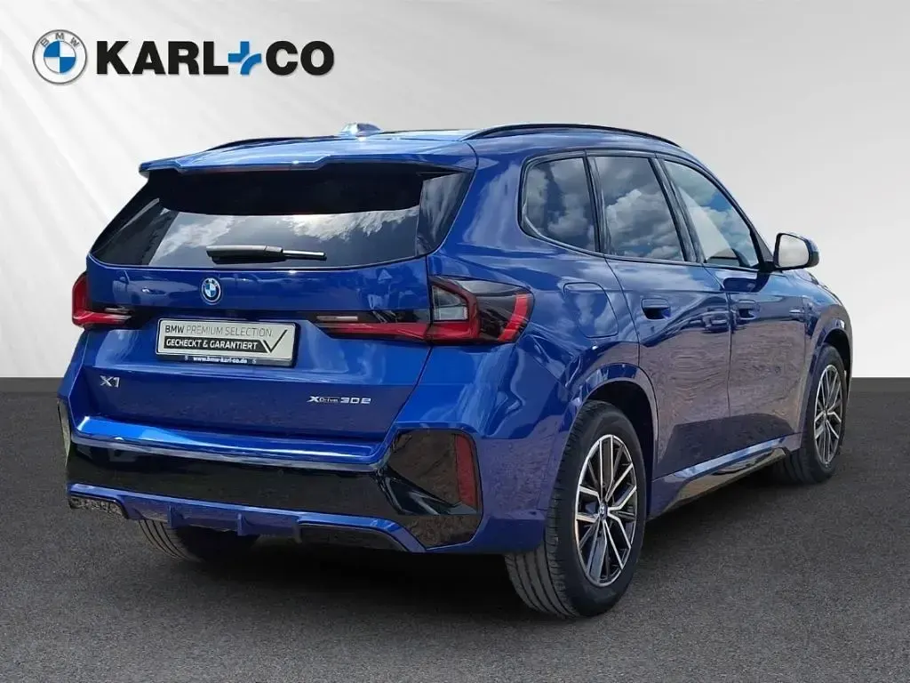 Gebraucht BMW X1 M Sport 326 PS (239 kW) 2025 Blau SUV