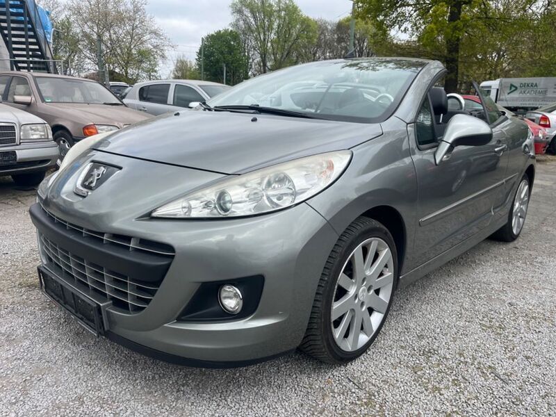 Grau Gebraucht 2013 Peugeot 207 CC Allure Cabrio | 3.990 € (Fairer Preis) - Bild 1/4