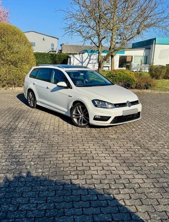 Weiß Gebraucht 2015 VW Golf VII LOUNGE Kombi | 8.200 € (Guter Preis) - Bild 1/4