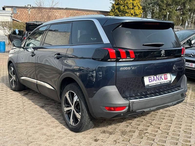 Gebraucht Peugeot 5008 131 PS (96 kW) 2019 Lackierung bourrasque/metallic SUV
