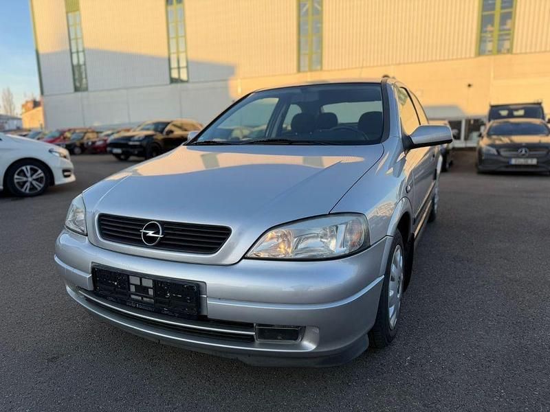 Gebraucht Opel Astra 65 PS (47 kW) 1999 Silber Coupé