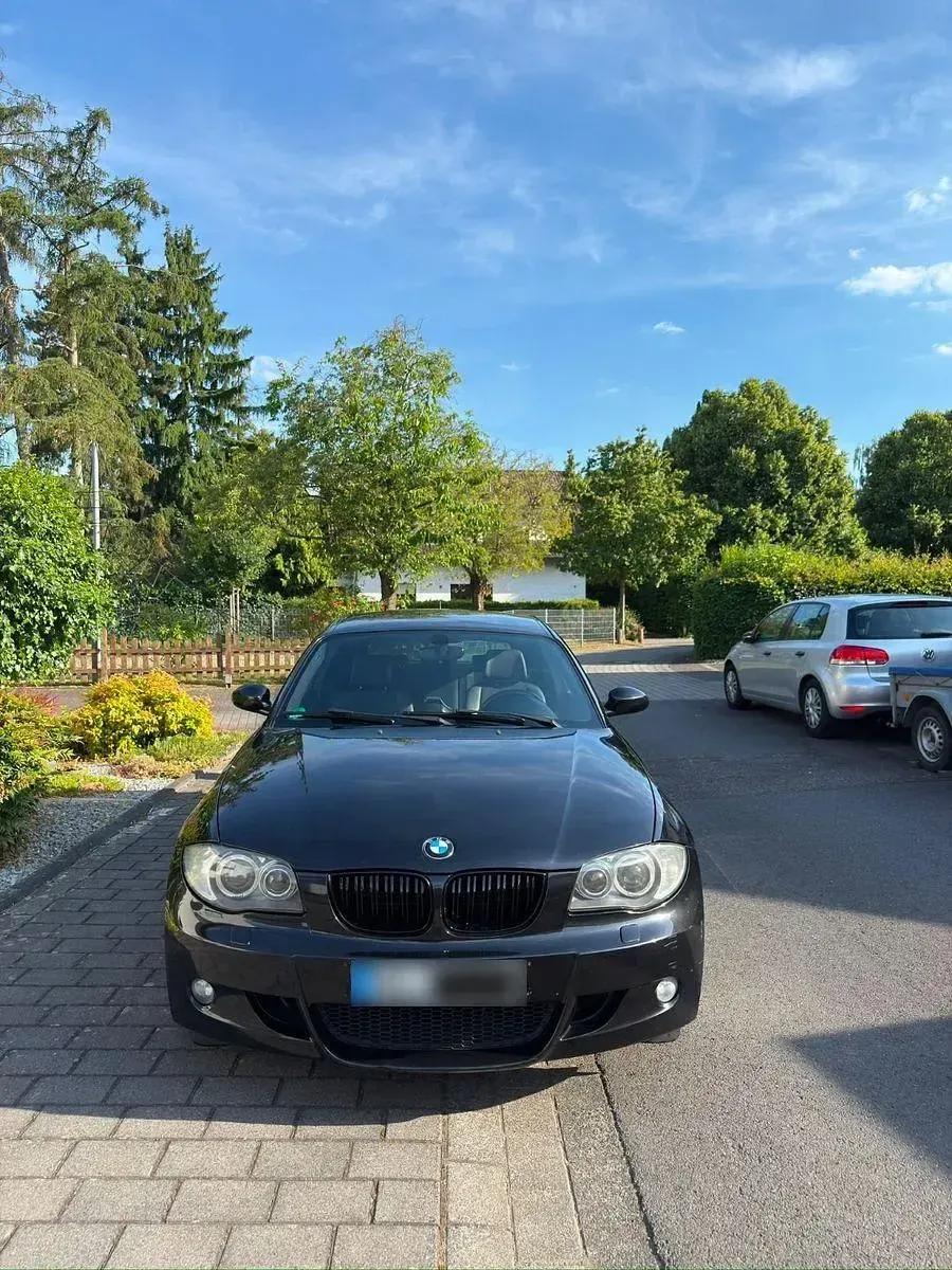Gebraucht BMW 116 M Sport 122 PS (89 kW) 2008 Schwarz Kleinwagen