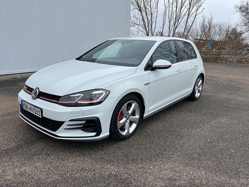 Weiß Gebraucht 2019 VW Golf GTI Limousine | 19.200 € (Fairer Preis) - Bild 1/4