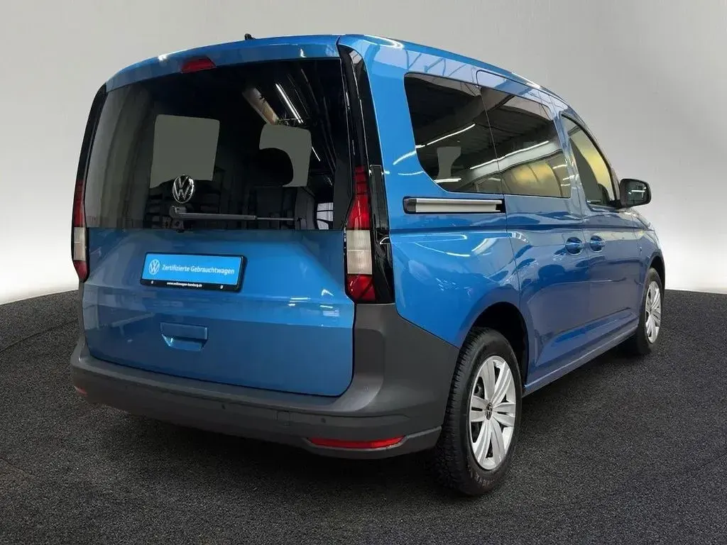 Gebraucht VW Caddy Basis 116 PS (85 kW) 2024 Blau Van / Kleinbus