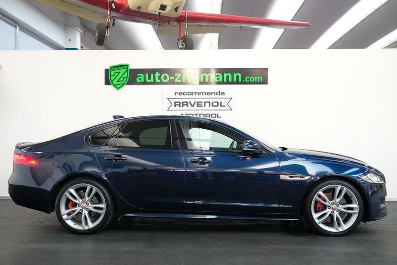Gebraucht Jaguar XF R-Sport 300 PS (220 kW) 2017 Blau Limousine