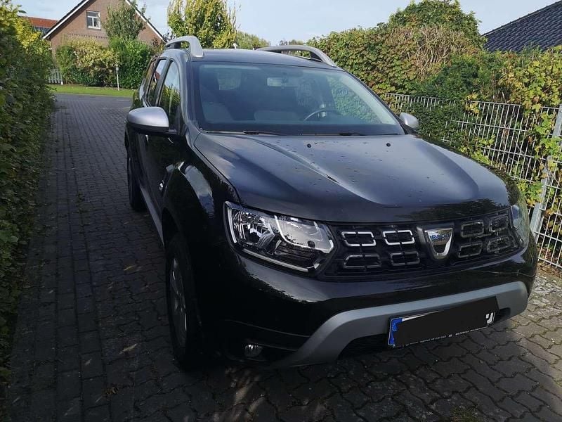 Schwarz Gebraucht 2019 Dacia Duster SUV | 9.299 € (Guter Preis) - Bild 1/4