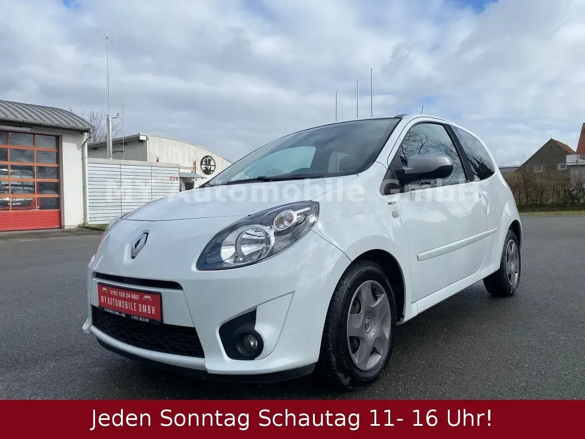 Gebraucht Renault Twingo Night&Day 75 PS (55 kW) 2011 Weiß Kleinwagen