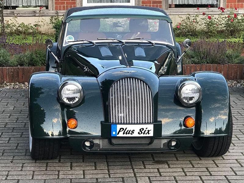 Grün Gebraucht 2019 Morgan Plus Cabrio | 98.000 € - Bild 1/4