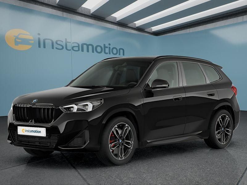 Schwarz Neu 2025 BMW X1 SUV | 69.099 € - Bild 1/4