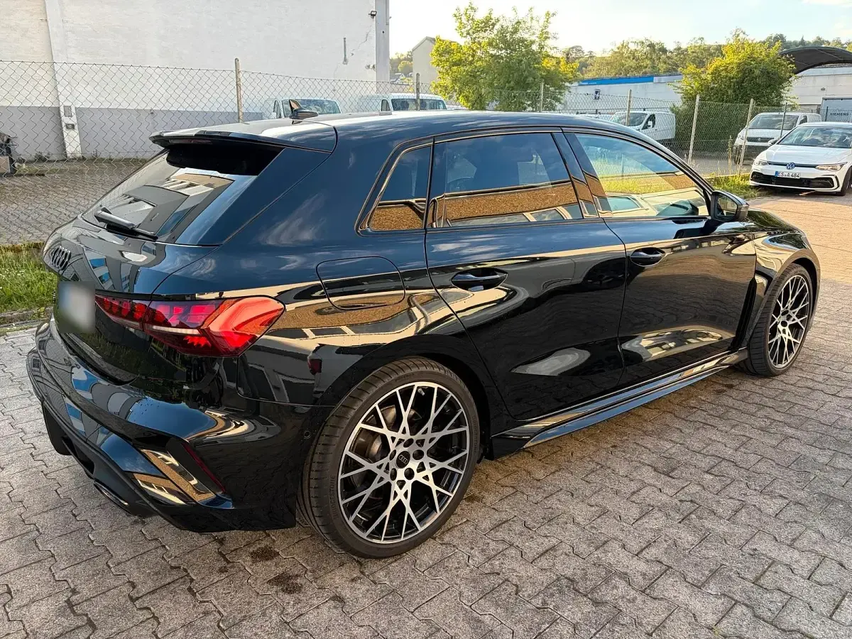 Usata Audi RS3 400 CV (294 kW) 2025 Nero Berlina