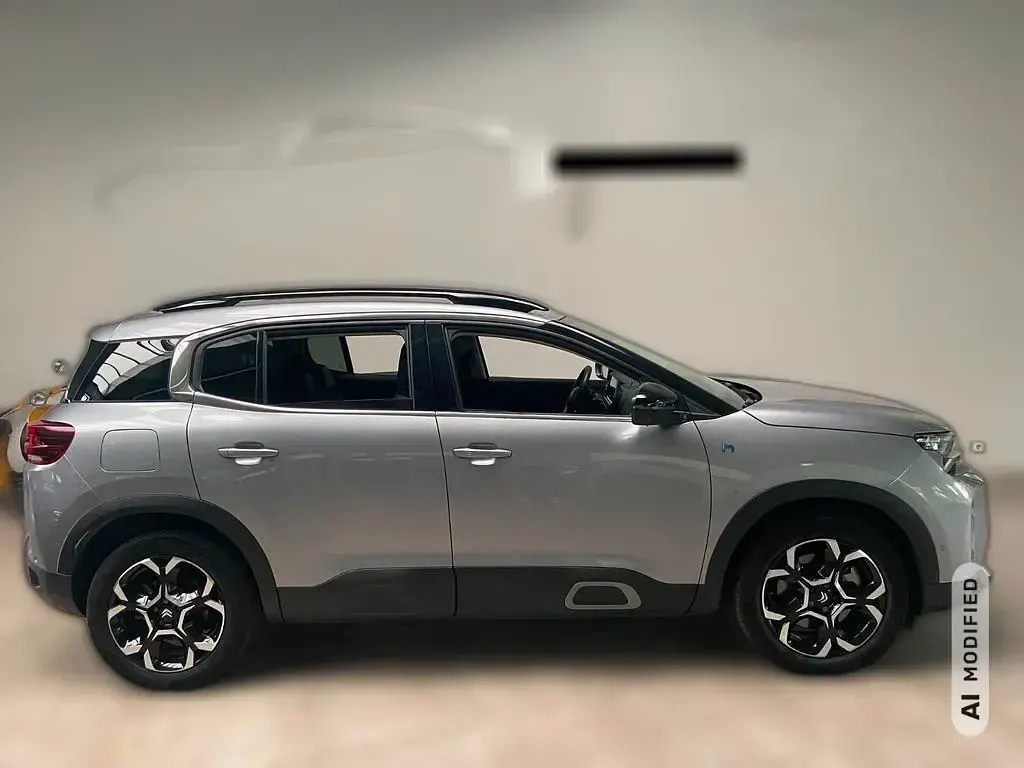 Gebraucht Citroën C5 Aircross Shine 224 PS (164 kW) 2023 Silber metallic SUV