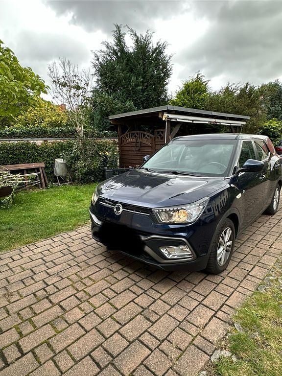 Blau Gebraucht 2017 Ssangyong (KGM) XLV Quartz SUV | 10.850 € - Bild 1/4