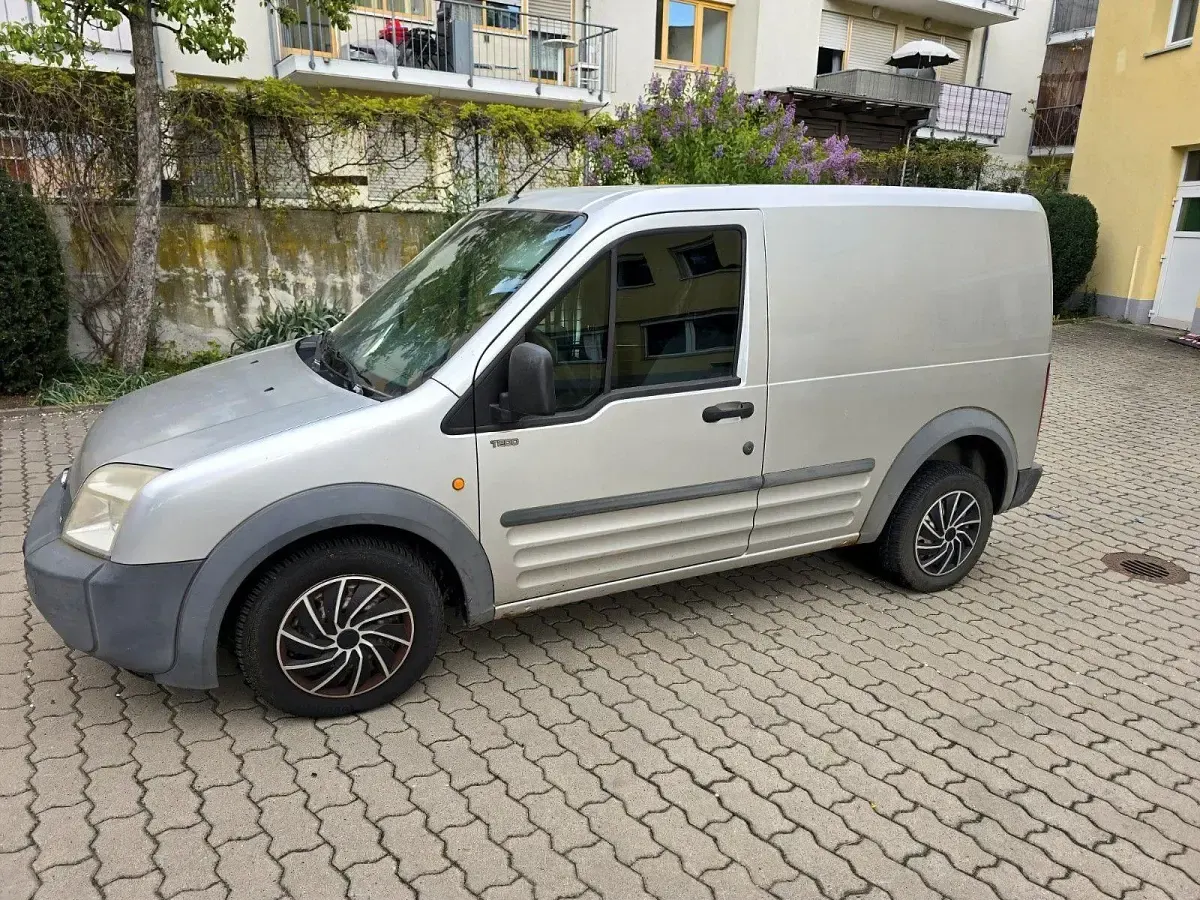 Gebraucht Ford Transit Connect 90 PS (66 kW) 2008 Silber Van / Kleinbus
