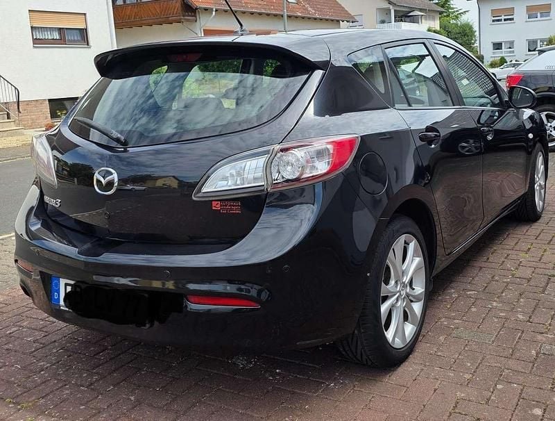 Schwarz Gebraucht 2010 Mazda 3 Active Limousine | 3.900 € (Fairer Preis) - Bild 1/4
