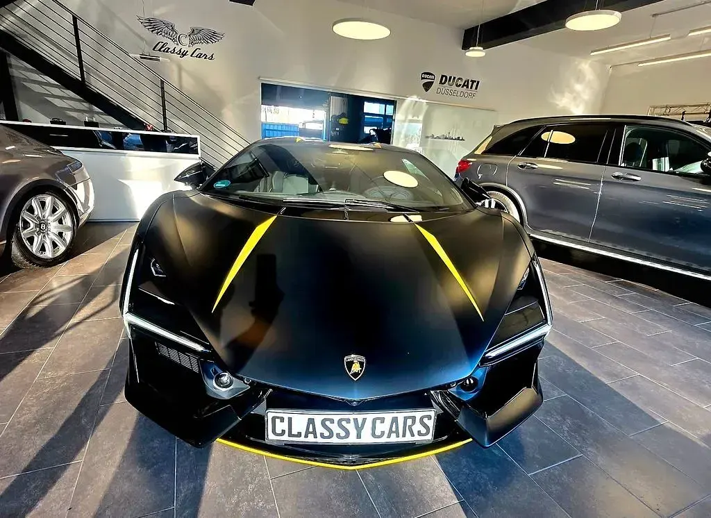 Gebraucht Lamborghini Revuelto 2025 Schwarz Coupé