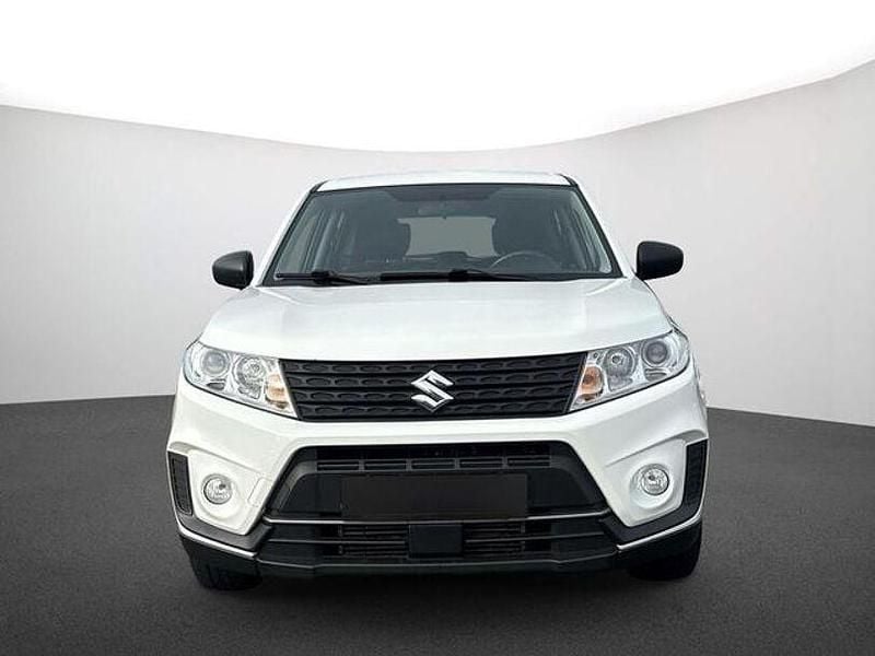 Gebraucht Suzuki Vitara 112 PS (82 kW) 2019 Weiß SUV