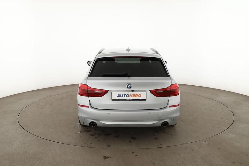 Gebraucht BMW 530 Performance 265 PS (194 kW) 2017 Grau Kombi