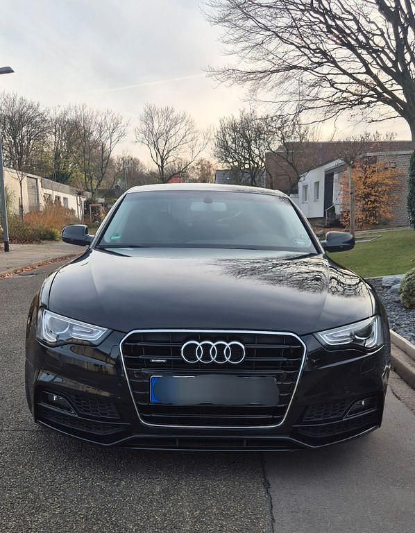 Schwarz Gebraucht 2017 Audi A5 Sportback Kleinwagen | 19.000 € (Guter Preis) - Bild 1/4