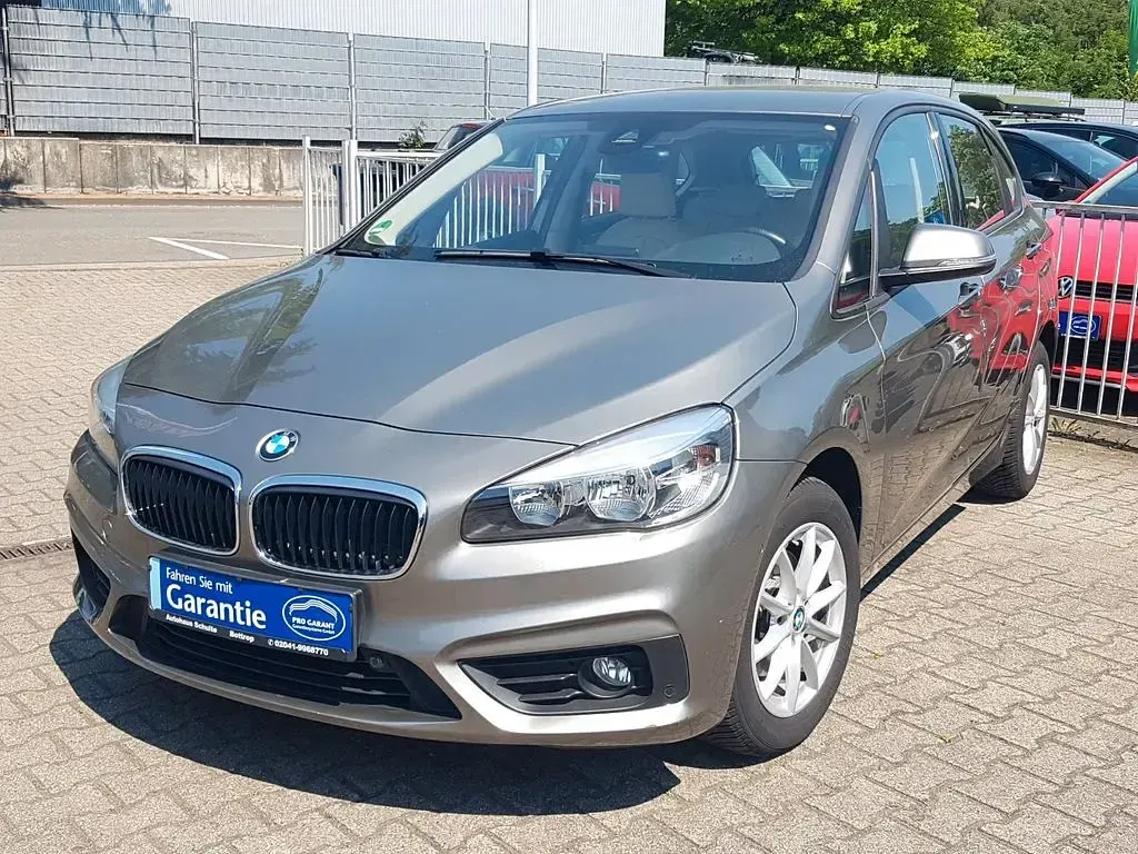 Gebraucht BMW 216 Active Tourer Advantage 116 PS (85 kW) 2017 Beige Van / Kleinbus