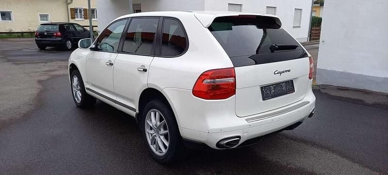 Gebraucht Porsche Cayenne 239 PS (175 kW) 2010 Sandweiss SUV