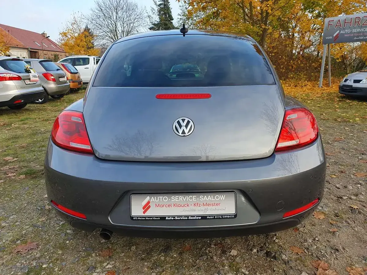 Gebraucht VW Beetle CLUB 105 PS (77 kW) 2015 Grau Kleinwagen