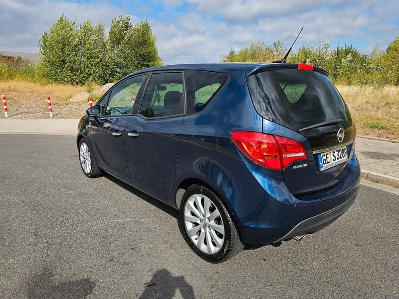 Gebraucht Opel Meriva Innovation 131 PS (96 kW) 2010 Blau Van / Kleinbus