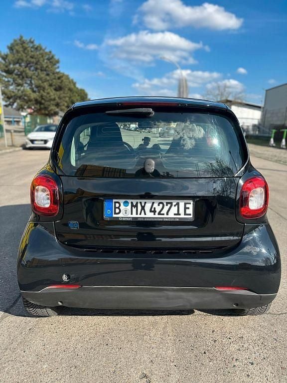 Gebraucht Smart ForTwo Electric Drive 60 kW (82 PS) 2021 Schwarz Cabrio