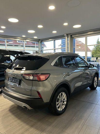 Gebraucht Ford Kuga Titanium X 152 PS (111 kW) 2023 Solarsilber (metallic) SUV