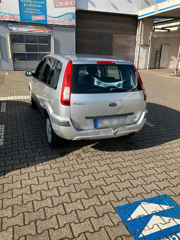 Gebraucht Ford Fusion 70 PS (51 kW) 2006 Silber Kleinwagen