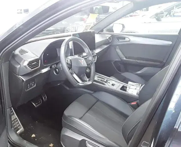 Gebraucht Cupra Leon 150 PS (110 kW) 2025 Magnetic tech Limousine