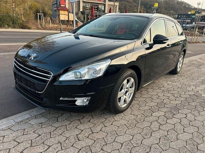 Gebraucht Peugeot 508 Allure 163 PS (119 kW) 2012 Schwarz Limousine