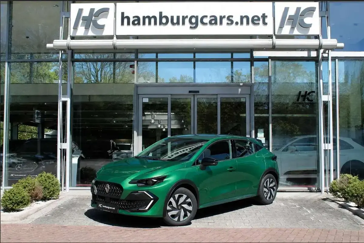 Gebraucht Renault Clio V Evolution 114 PS (83 kW) 2026 Absolute green dqp Limousine