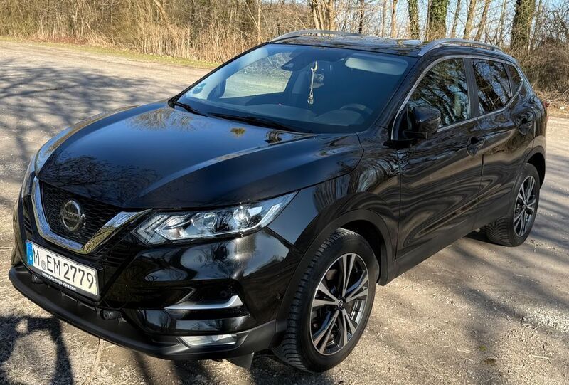 Schwarz Gebraucht 2020 Nissan Qashqai N-Motion SUV | 17.900 € (Guter Preis) - Bild 1/4