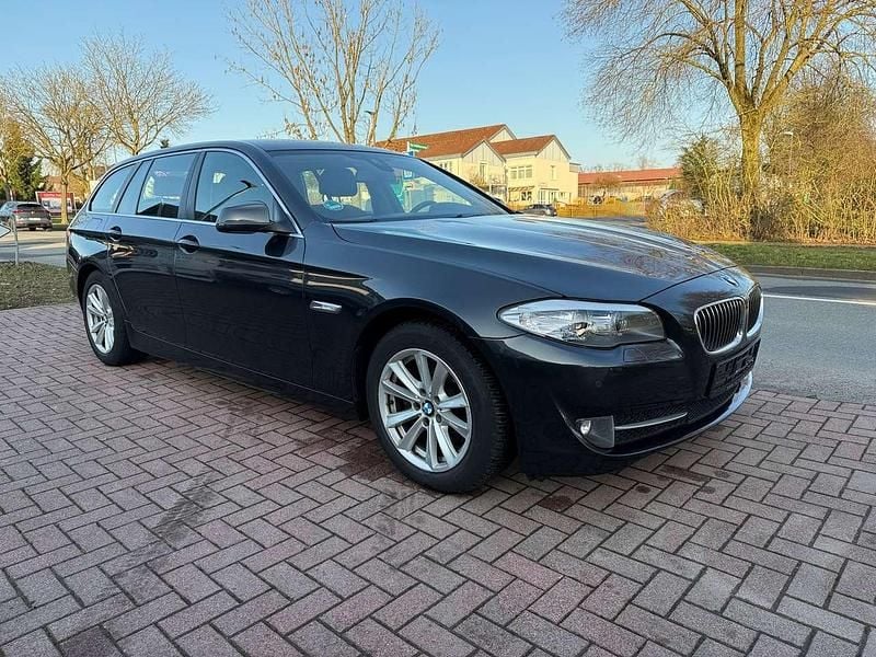 Gebraucht BMW 520 184 PS (135 kW) 2012 Sophistograu Kombi