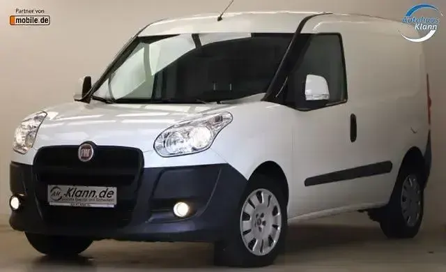 Gebraucht Fiat Doblò 120 PS (88 kW) 2012 Weiß Van / Kleinbus
