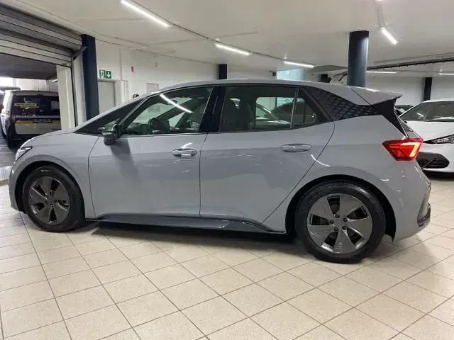 Second-hand Cupra Born 150 kW (204 CP) 2023 Gri Hatchback