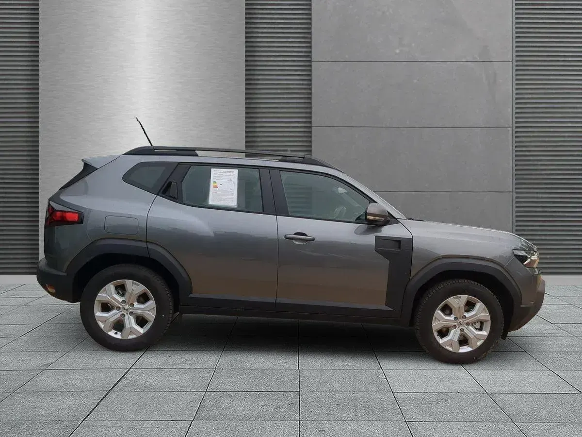 Neu Dacia Duster Expression 154 PS (113 kW) 2026 Dolomitgrau SUV