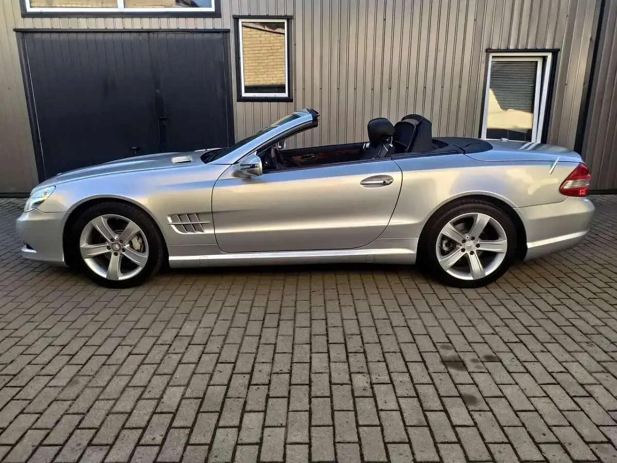 Gebraucht Mercedes SL500 387 PS (284 kW) 2008 Silber Cabrio