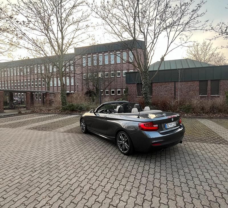 Gebraucht BMW M235 M Sport 326 PS (239 kW) 2015 Grau Cabrio