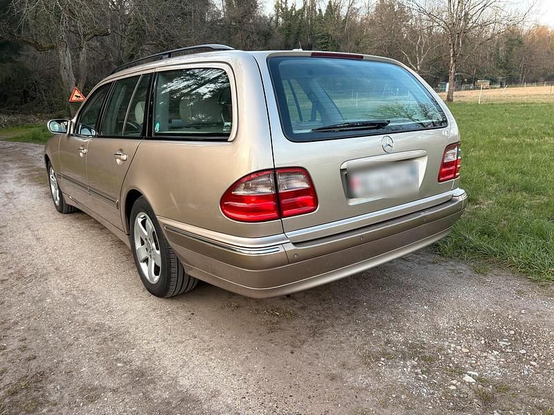 Gebraucht Mercedes 320 197 PS (144 kW) 2000 Kombi