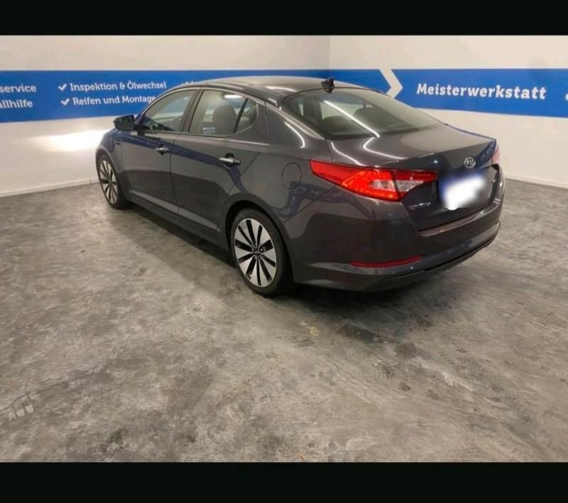 Gebraucht Kia Optima 137 PS (100 kW) 2012 Grau Limousine
