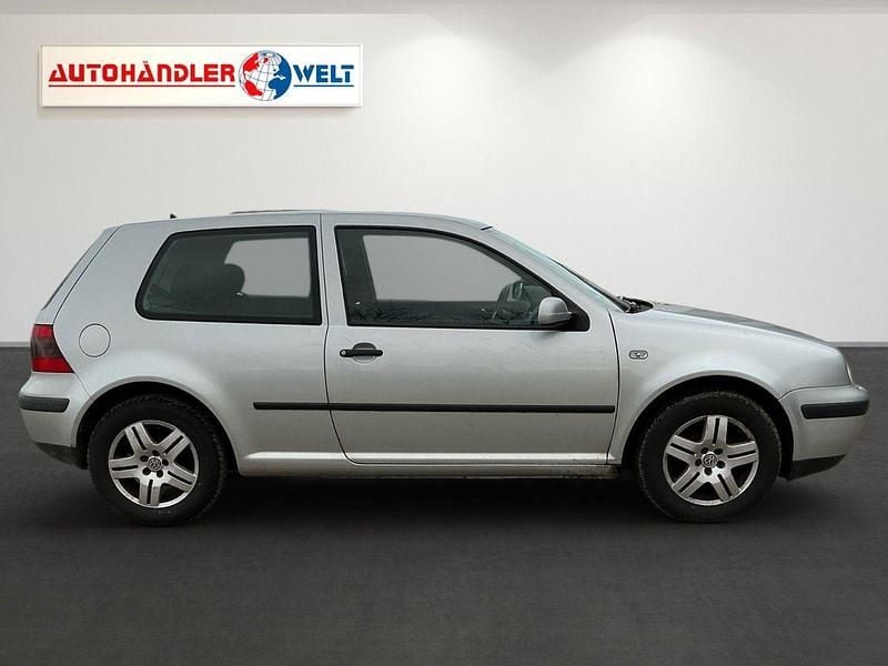 Gebraucht VW Golf IV Basis 75 PS (55 kW) 2002 Grau Limousine